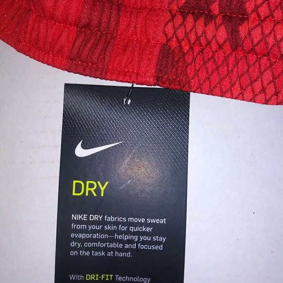 Nike elite basketball shorts. New. Kids Sizes - Picture 6 of 8